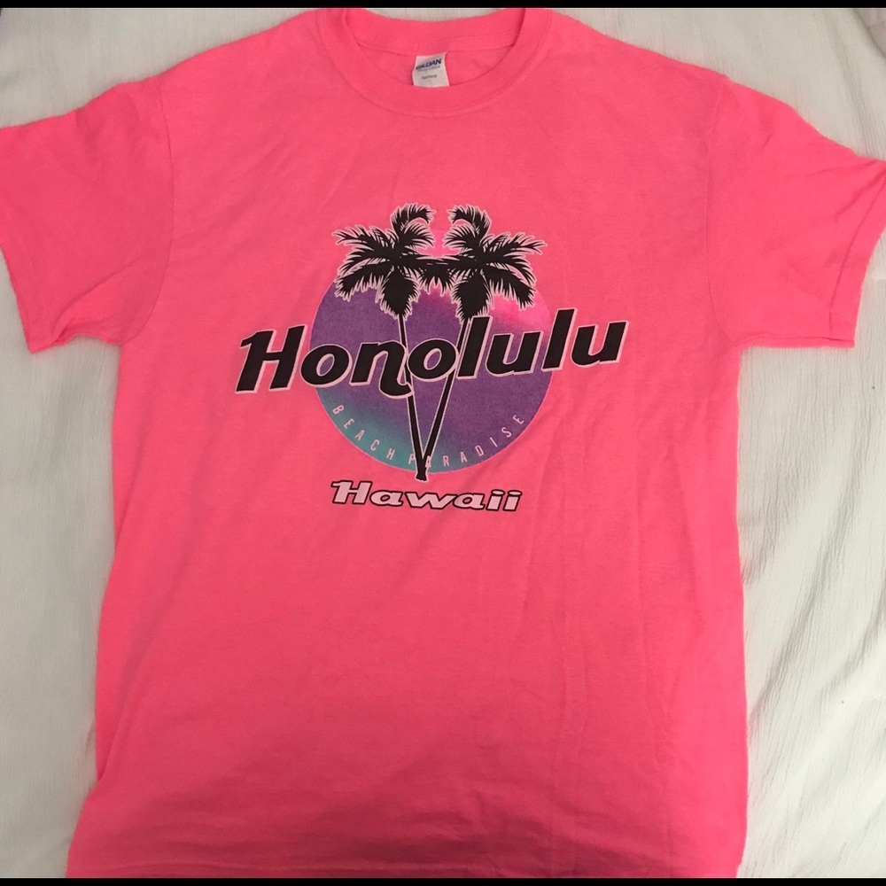 Vintage Hot Pink Hawaii Graphic T-shirt